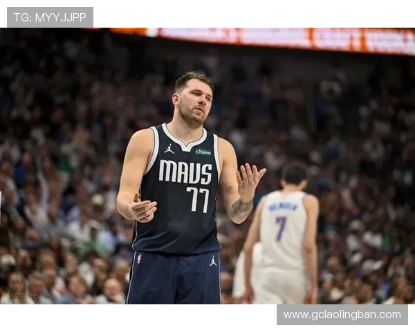 东契奇两罚一中遗憾失误6次砍33分11篮板8助攻外线手感全无